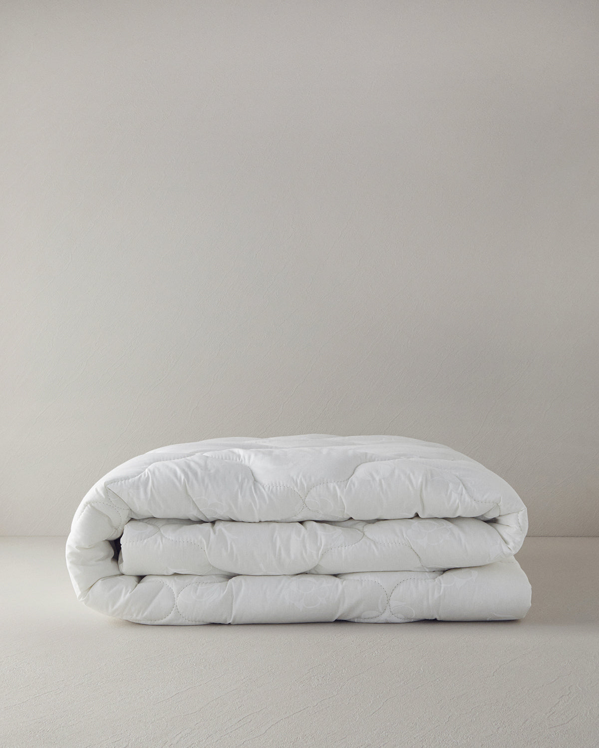 Comfy Cotton Quilt White (view 6)