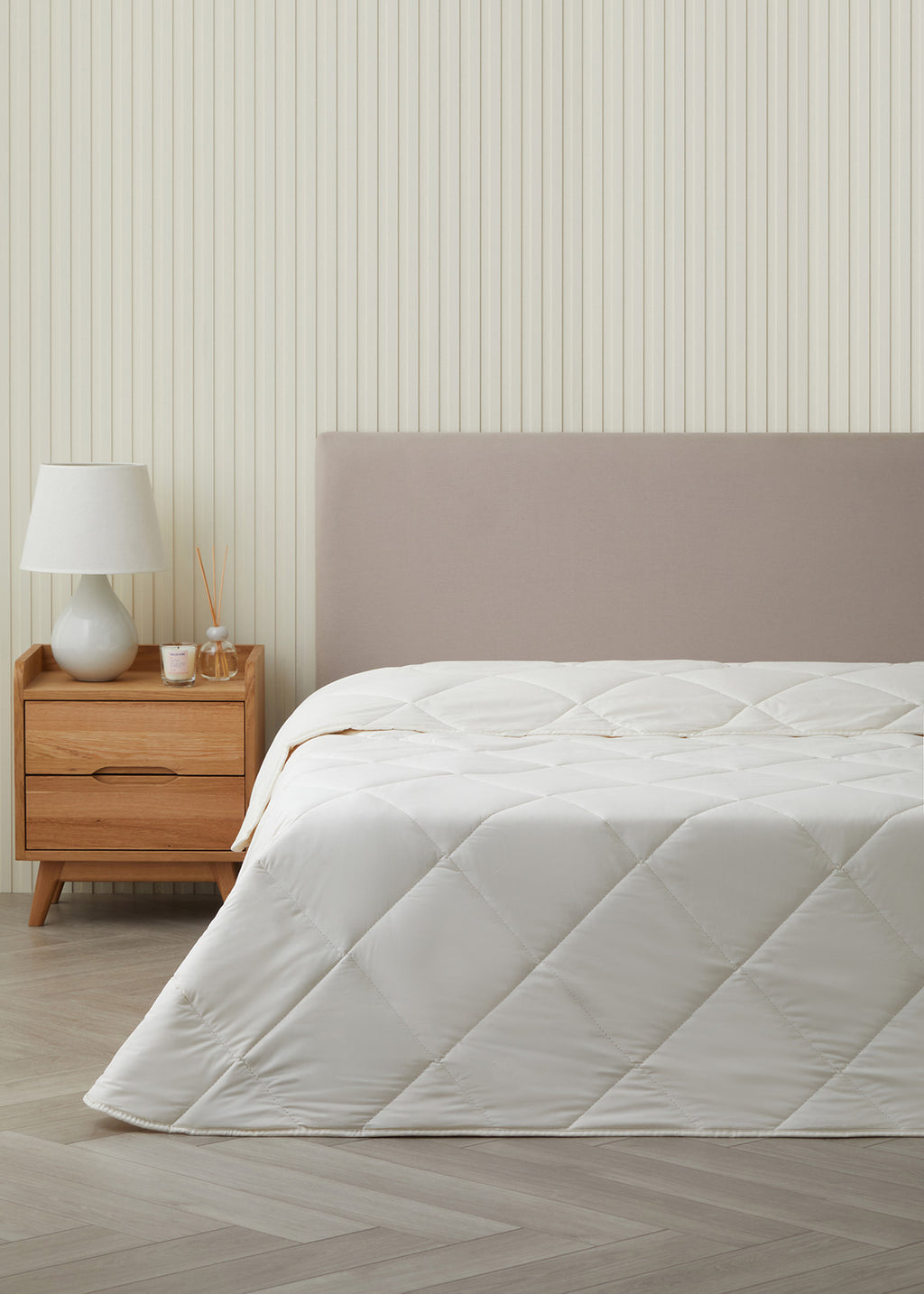 Layna Washable Wool Single Size Quilt 155x215 cm Cream (view 2)