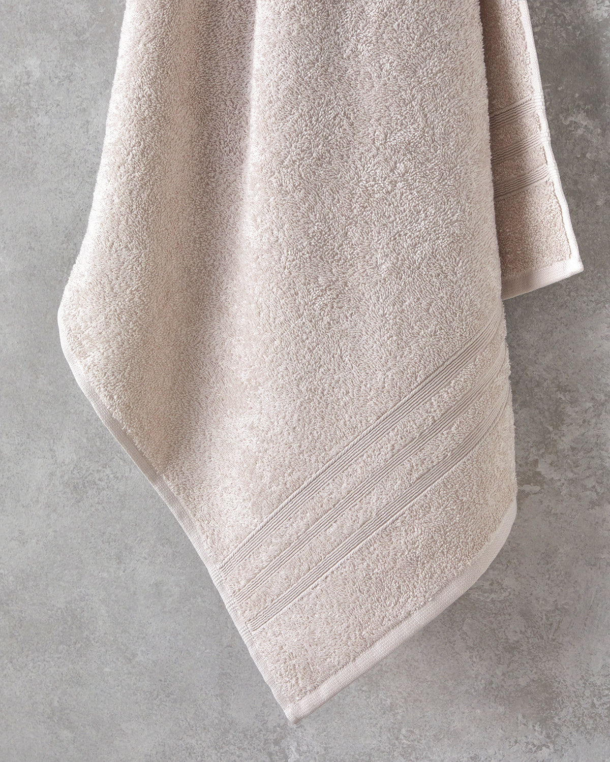 Pure Basic Cotton Bath Towel - Beige - 100x150 cm (view 2)