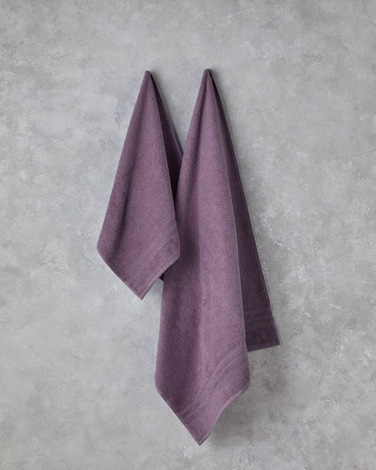 Pure Basic Face Towel 50x90 cm Dark Violet (view 3)