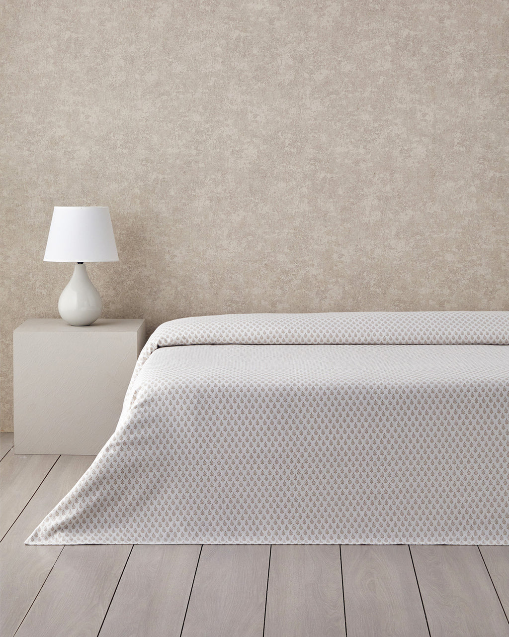 Pure Leaves Double Size Summer Blanket 200x220 cm Beige