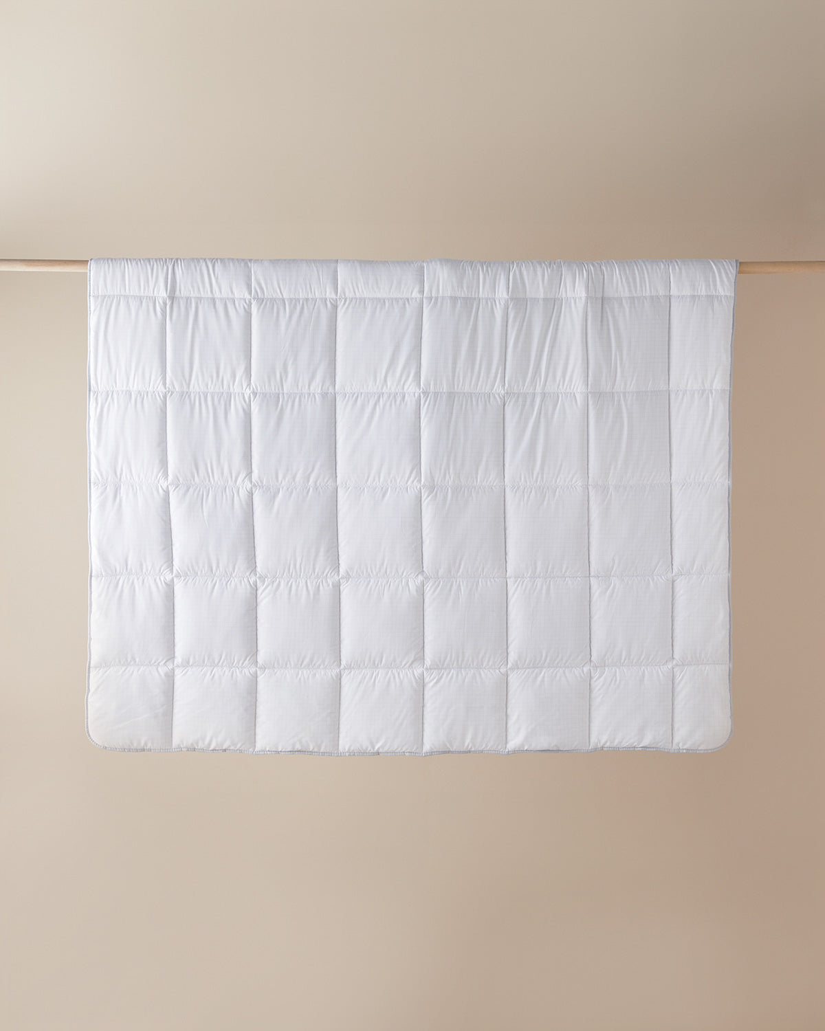 Free Anti-stress Quilt White (view 4)