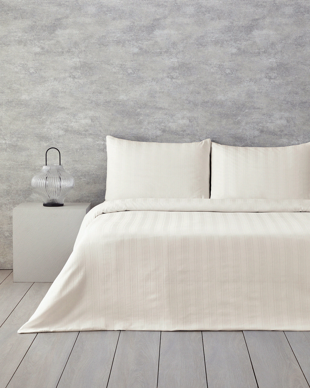Lior Striped Cotton Satin Duvet Cover Set - Ivory & Anthracite - Ivory - Double 200x220 cm