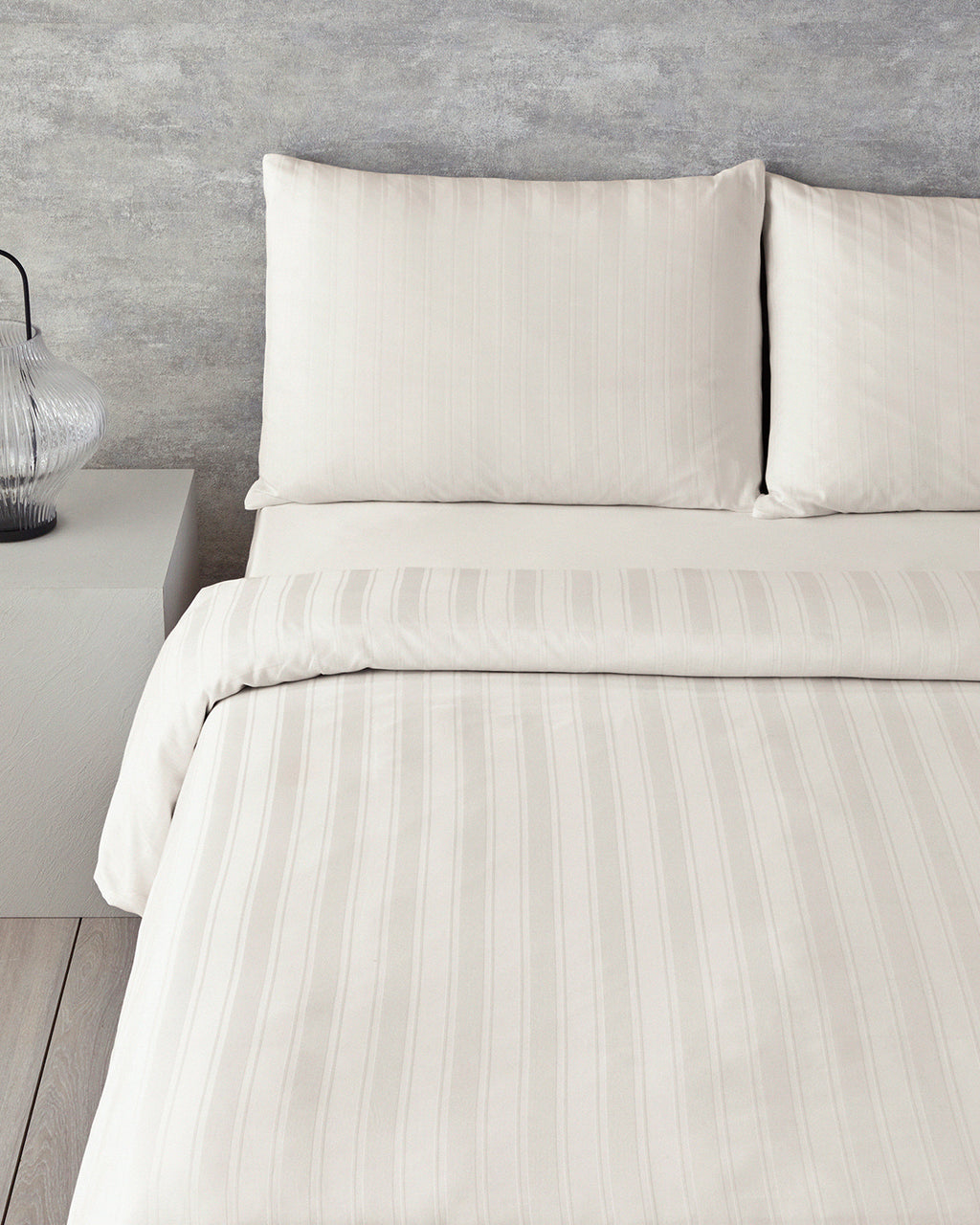 Lior Striped Cotton Satin Duvet Cover Set - Ivory & Anthracite - Anthracite - Double 200x220 cm (view 2)