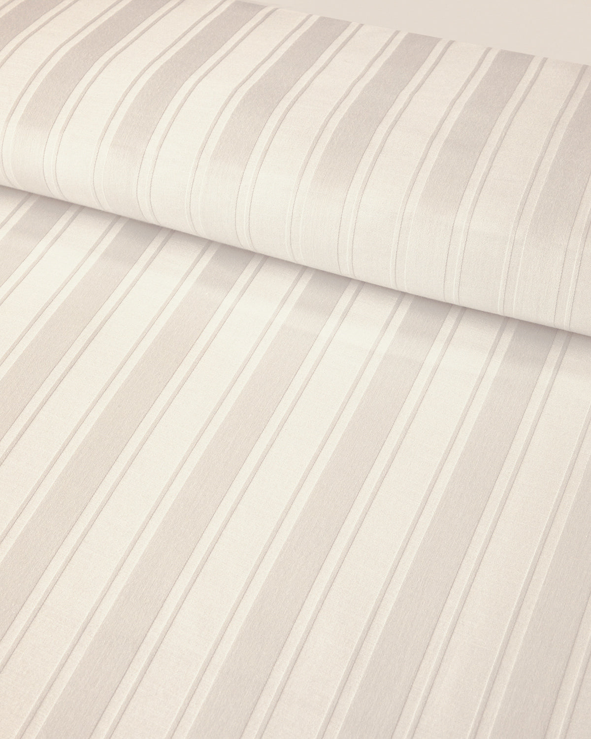 Lior Striped Cotton Satin Duvet Cover Set - Ivory & Anthracite - Anthracite - King 240x220 cm (view 3)
