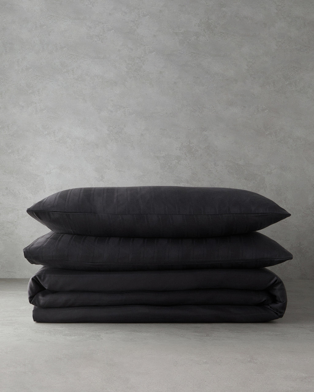 Lior Striped Cotton Satin Duvet Cover Set - Ivory & Anthracite (view 13)