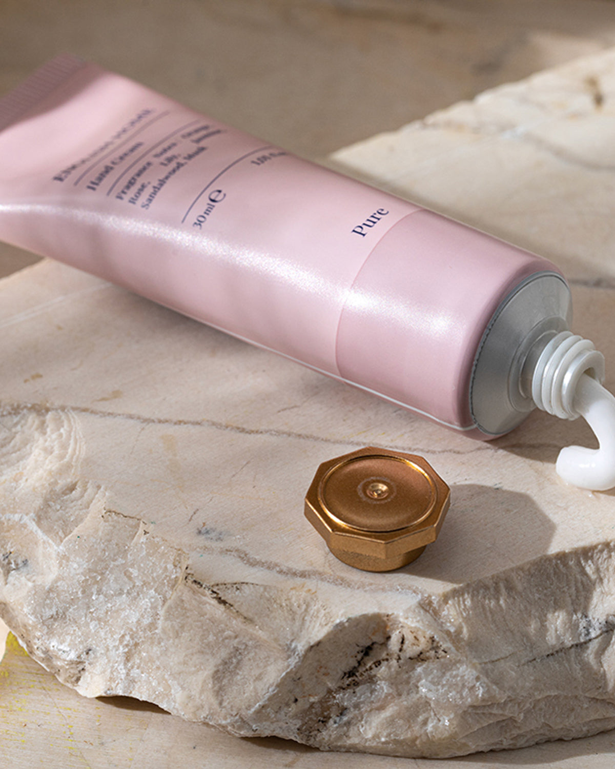 Pure Hand Cream 30 ml Light Pink (view 3)