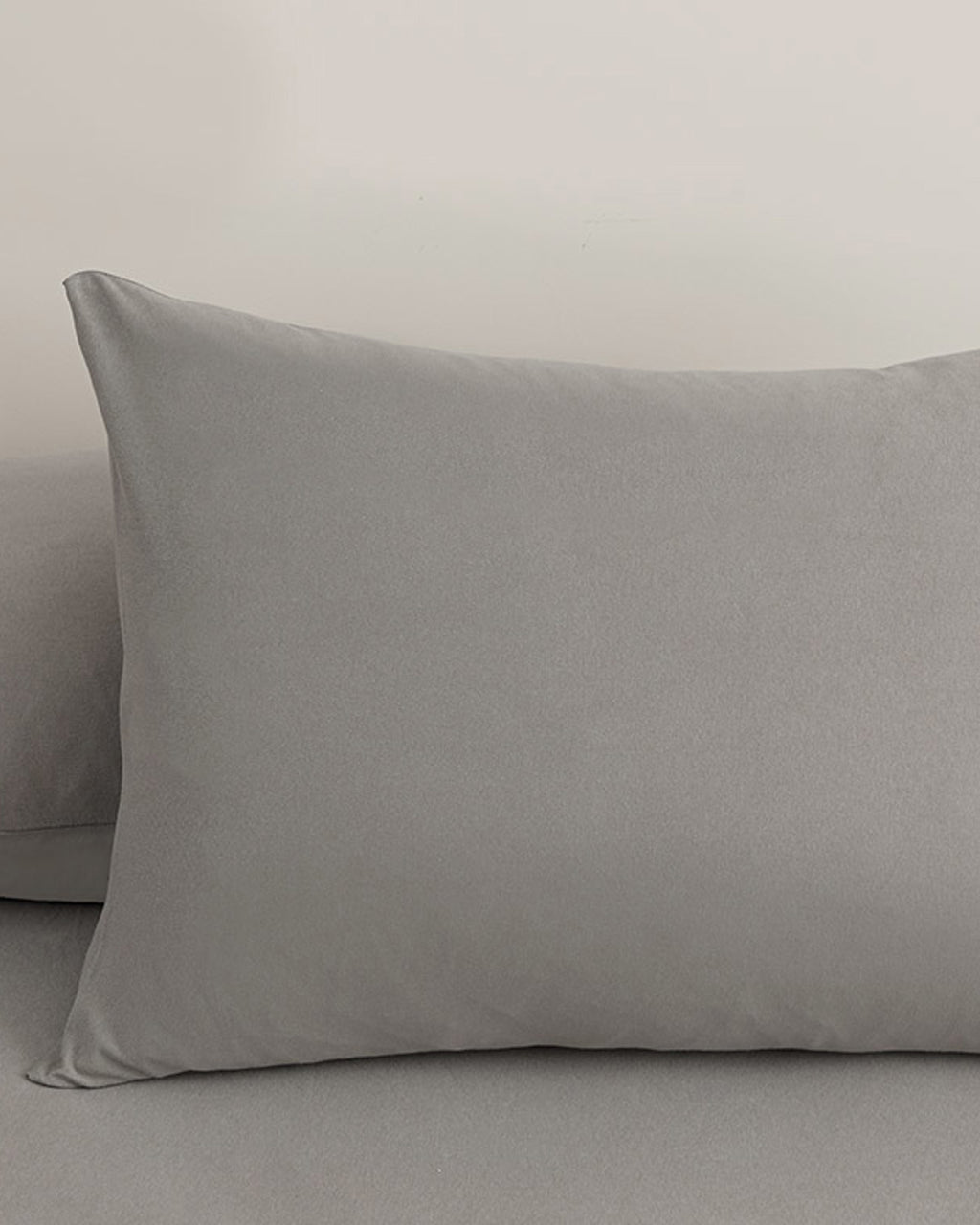 Plain Cotton 2 pcs Pillow Case 50x70 cm Pebble (view 2)