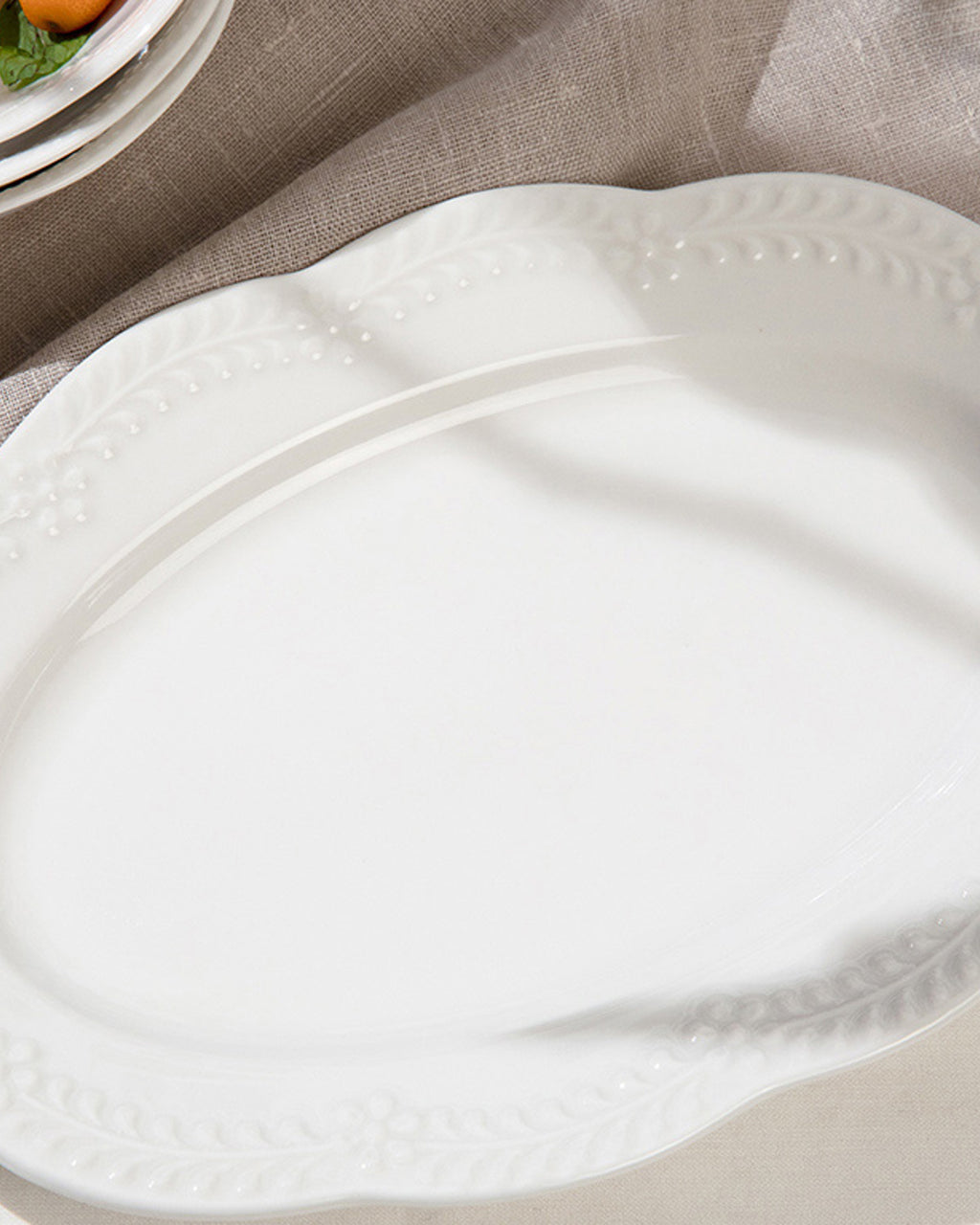 Viyana Porcelain Rectangular Plate 25 cm Light Cream