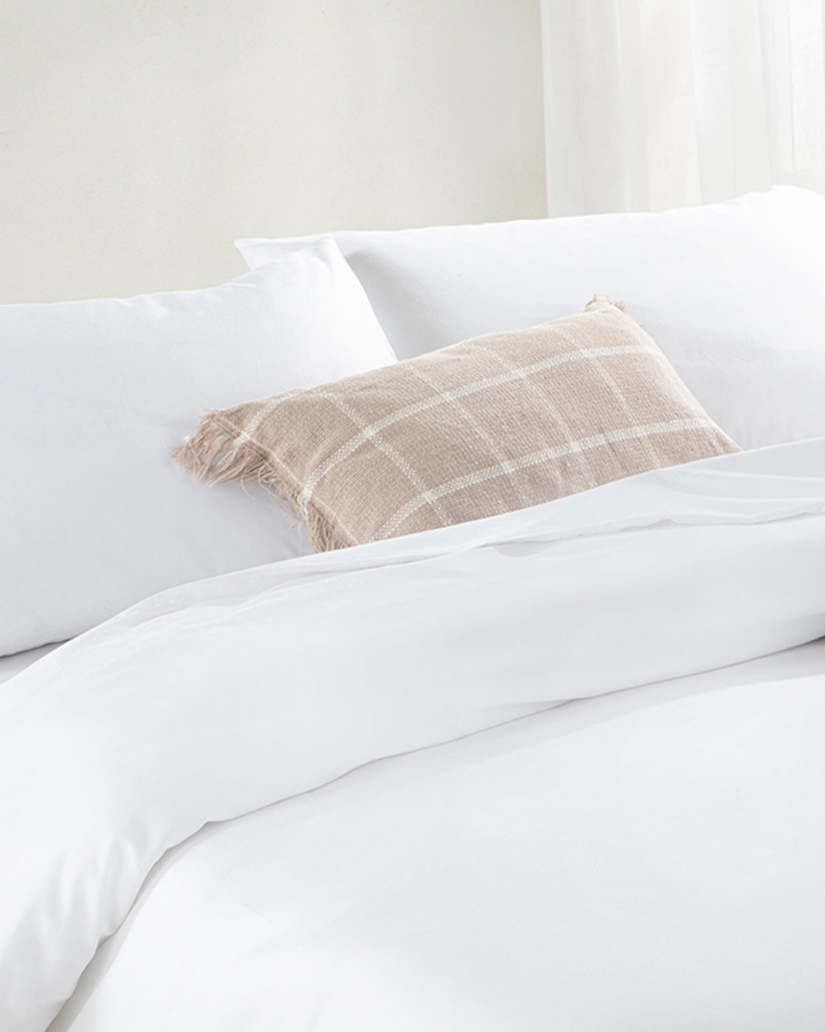 Thick 300 TC Cotton Satin Double Size Duvet Cover Set 200x220 cm White (view 3)