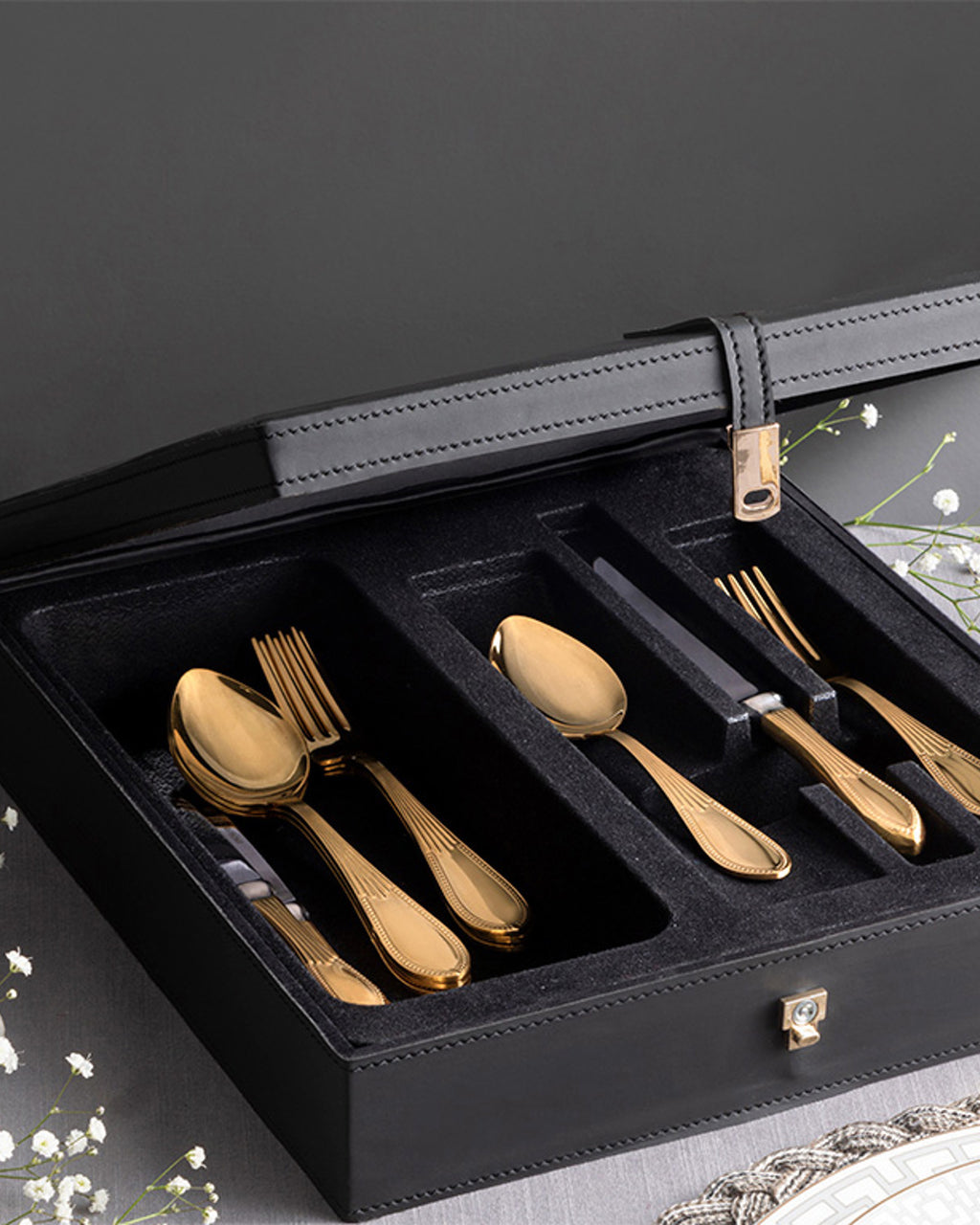 Lora Stainless Steel 18 pcs Dessert Cutlery Set Gold (view 4)