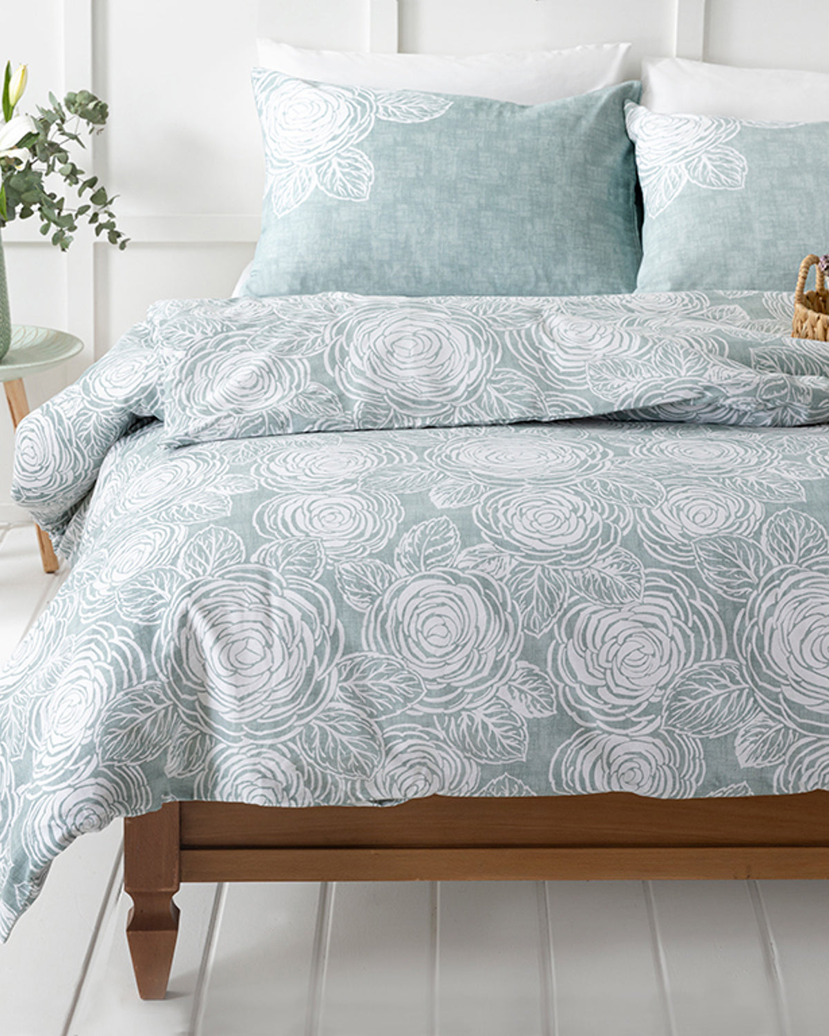 Shabby Rose Crêpe Duvet Cover Set Celadon (view 4)