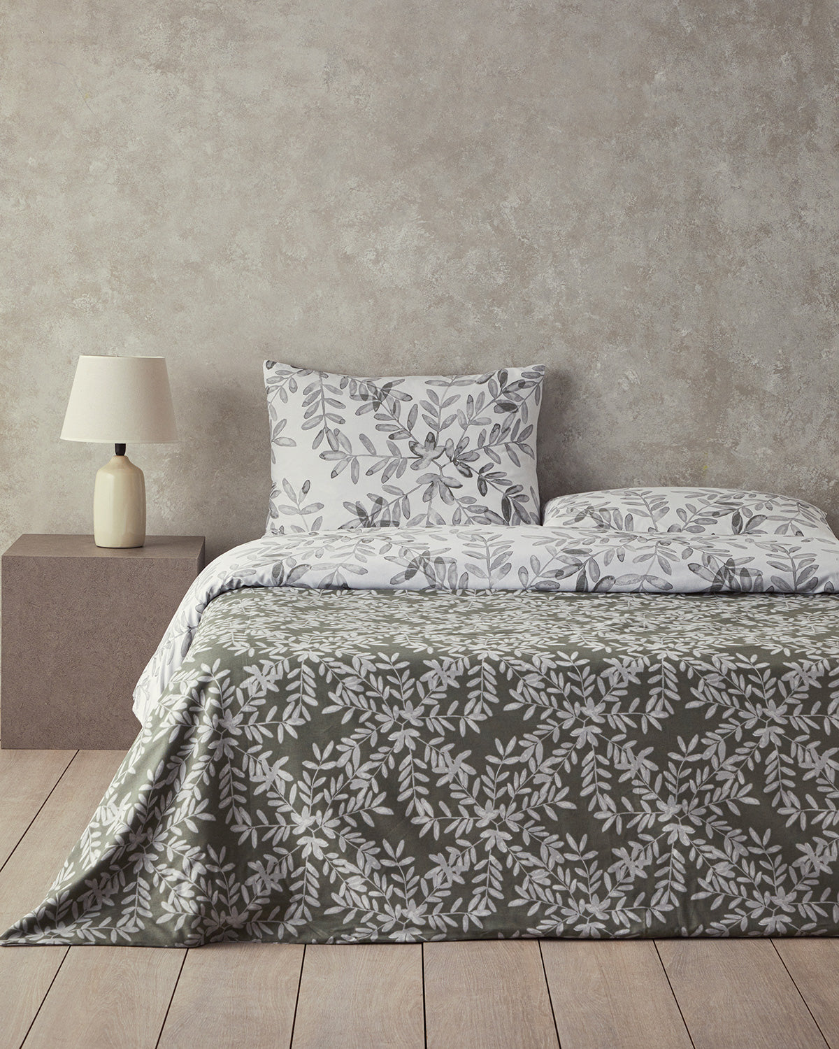 Olive Twig Crêpe Duvet Cover Set Olive Green - Single 160x220 cm