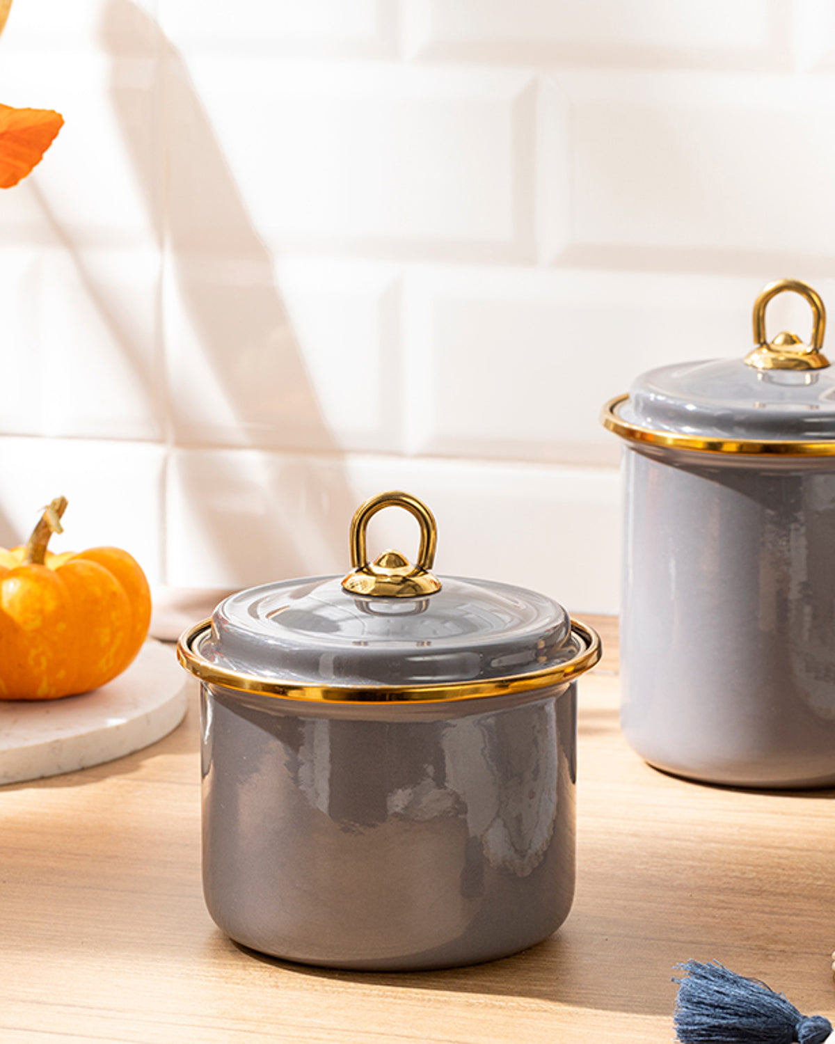 Perro Enamel with Cover Spice Rack 0.75 Liter Gray