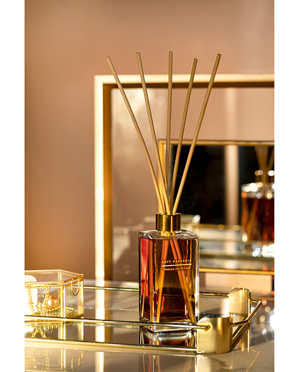 Soft Gardenia Reed Diffuser Gold (view 6)