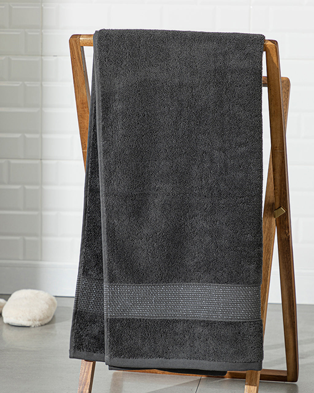 Deluxe Cotton Low Twist Bath Towel 70x140 cm (view 3)