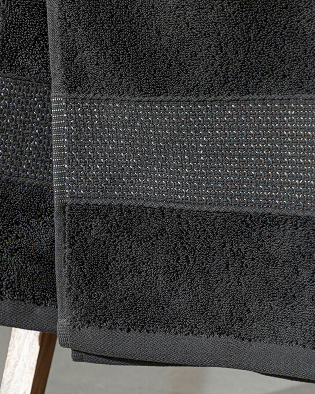 Deluxe Cotton Low Twist Bath Towel 70x140 cm (view 4)