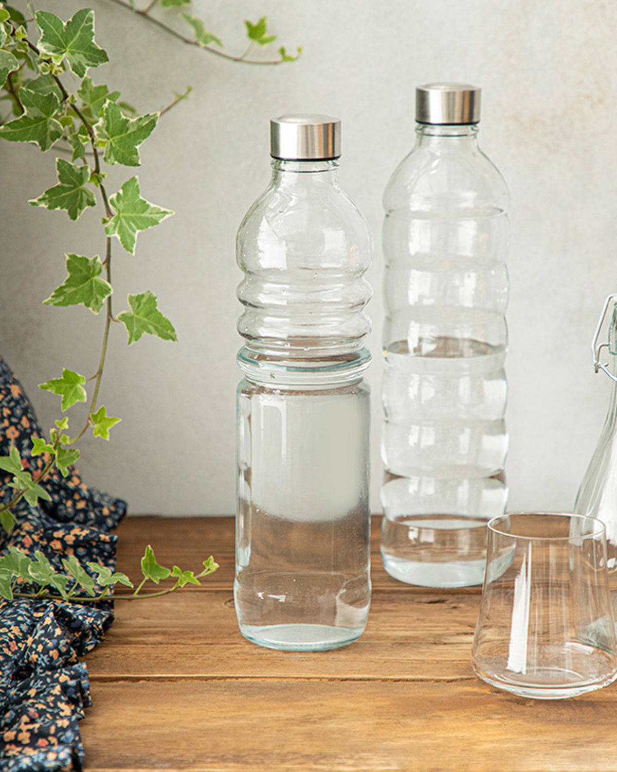 Pearly Glass Bottle 1250 ml Transparent (view 3)