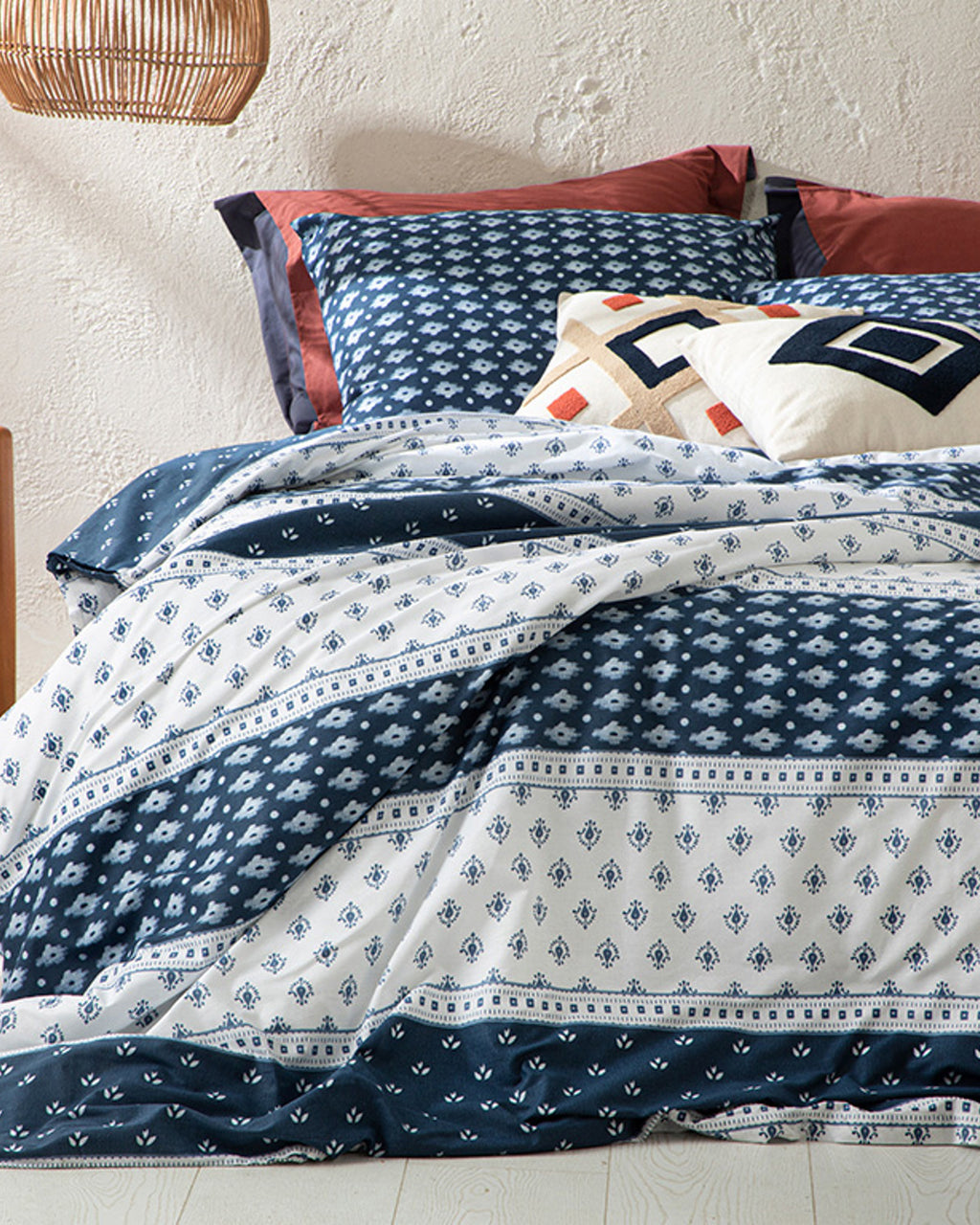 Joyous Patches Cotton Double Size Duvet Cover Set 200x220 cm Indigo