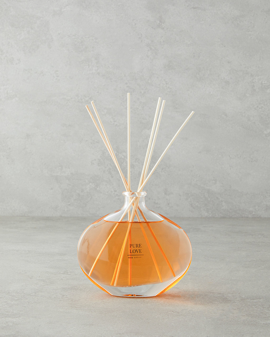 Pure Love Reed Diffuser 200 ml White (view 2)