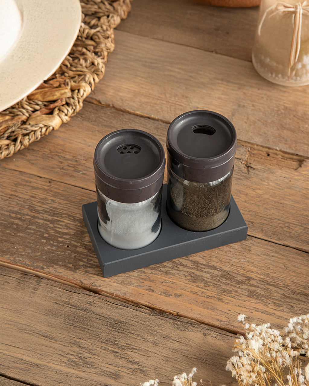 Greta Glass 2 pcs Salt and Pepper Shaker 105 ml - Dark Beige (view 2)