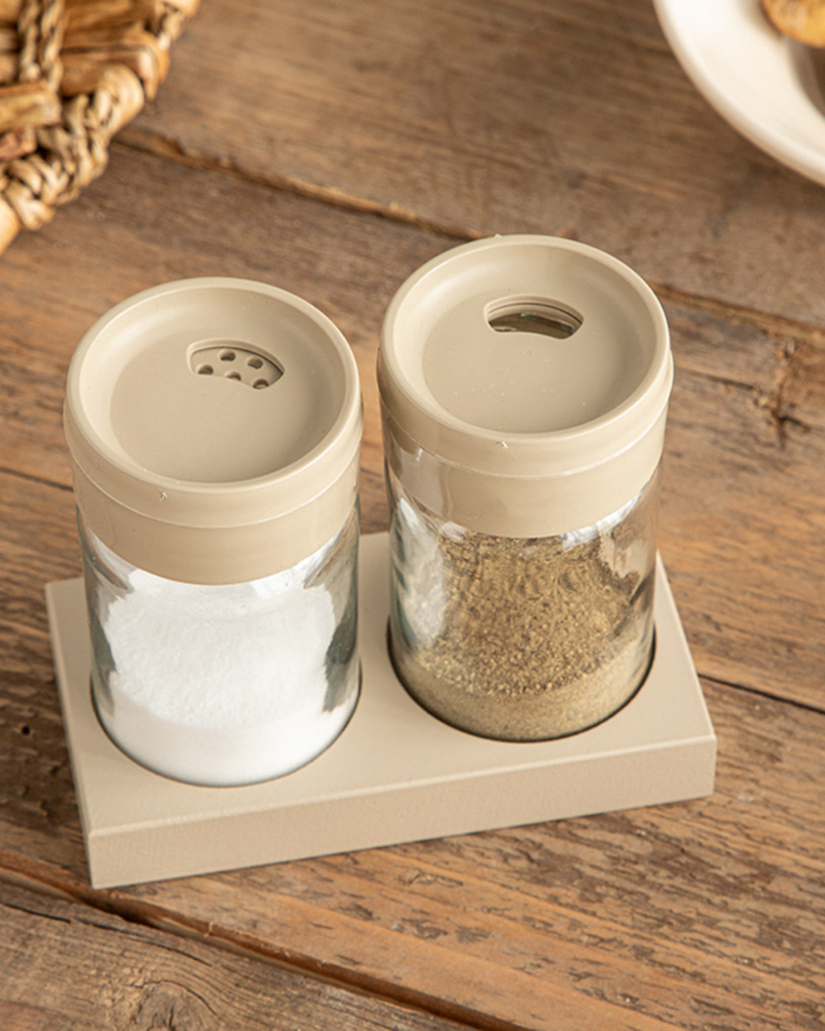 Greta Glass 2 pcs Salt and Pepper Shaker 105 ml (view 4)