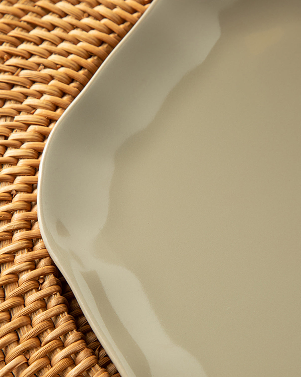 Benitta Ceramic Cake Plate 22 cm Stone Colored (view 3)