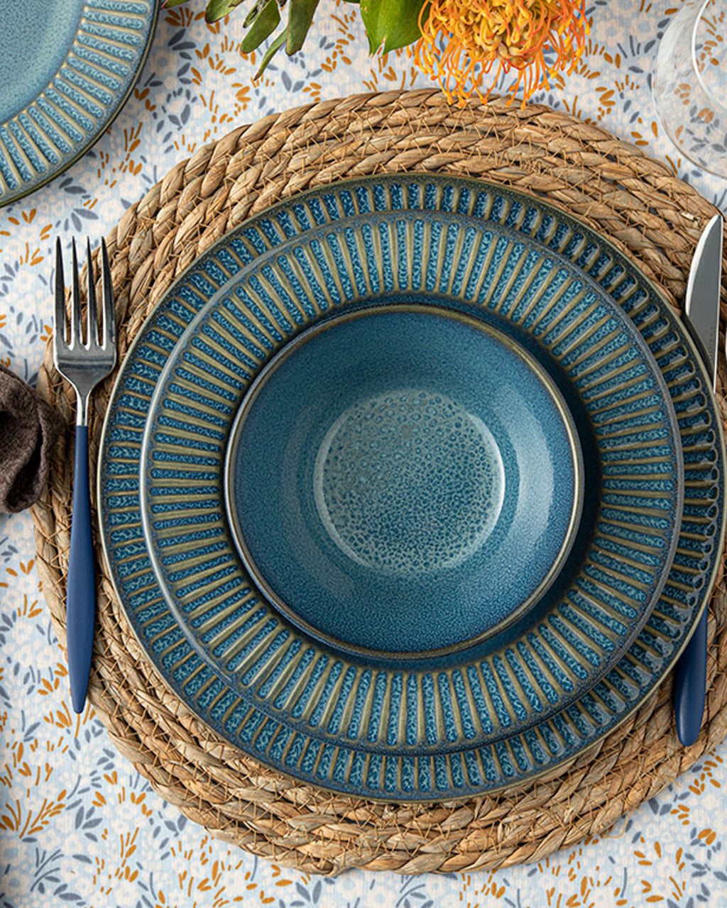 Dentro Ceramic Table Set 16 Pieces, 4 Servings. Blue