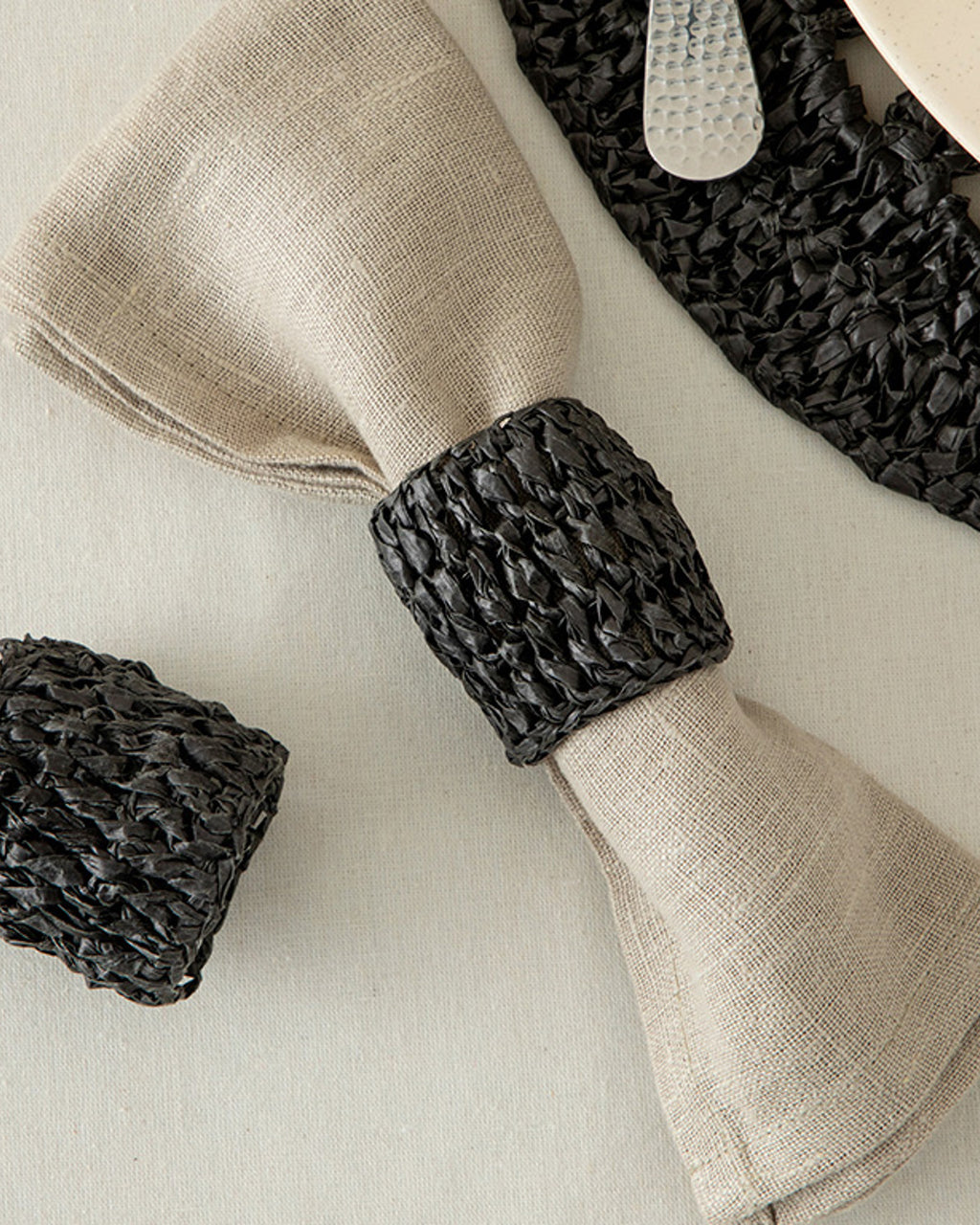 Straw Rope Natural Thread 2 pcs Napkin Ring 6 cm Anthracite (view 2)
