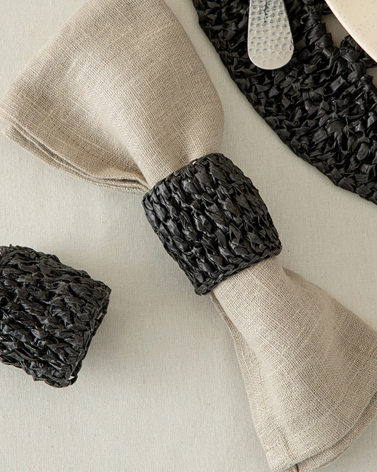 Straw Rope Natural Thread 2 pcs Napkin Ring 6 cm Anthracite (view 2)