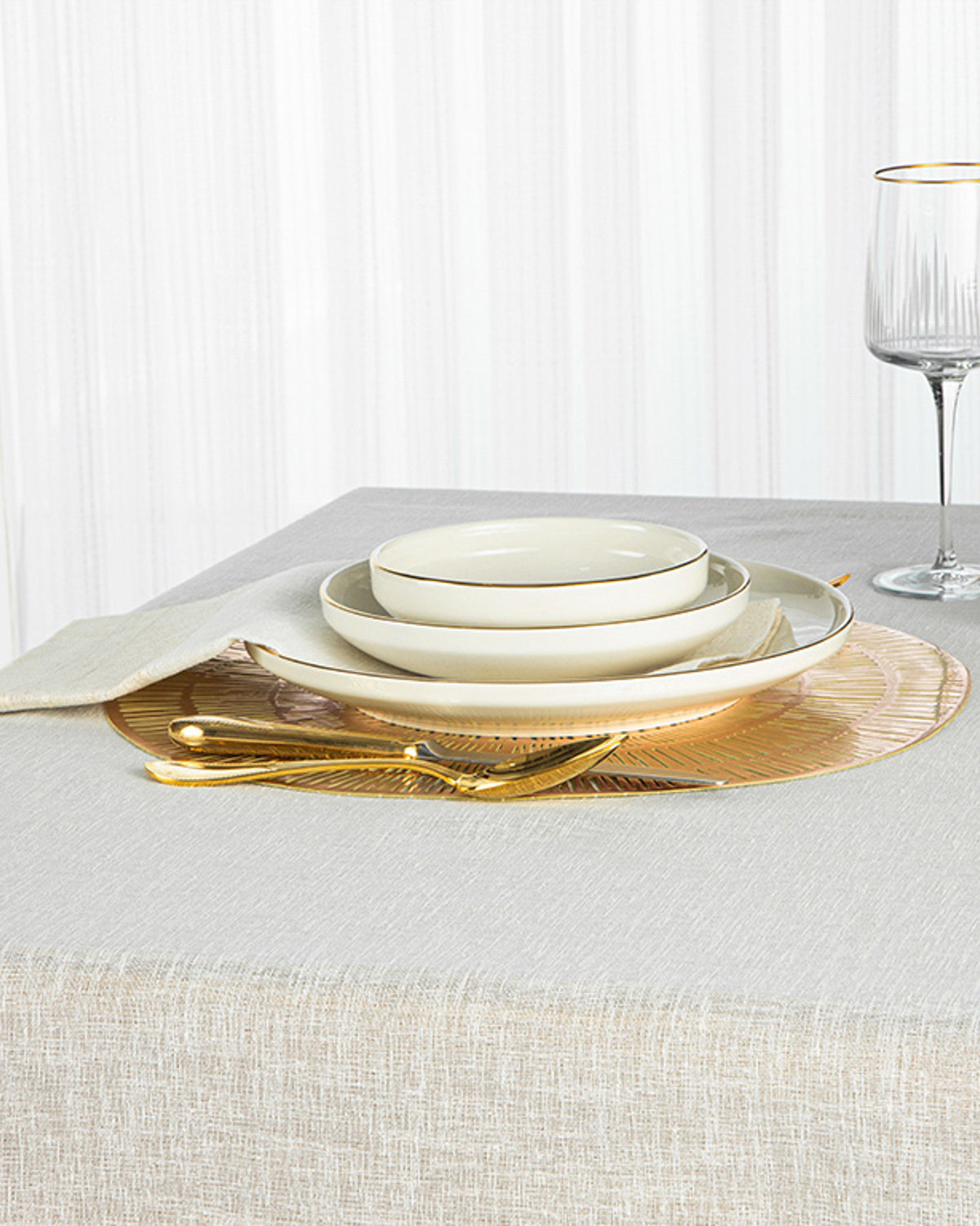 Luxe Linen Look Polyester Table Cloth 150x200 cm Beige (view 2)