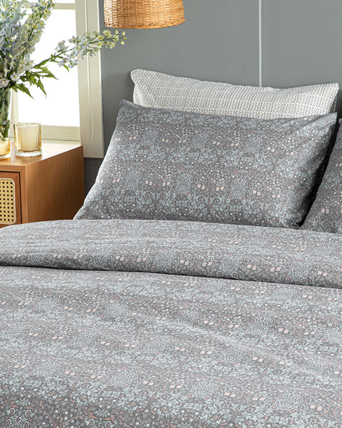 Primrose Easy Iron Single Size Duvet Cover Set 160x220 cm Navy Blue (view 2)