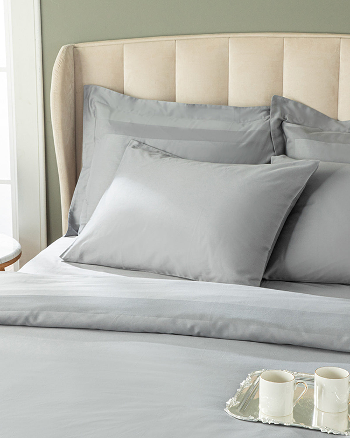 Vivian Framed Cotton Satin King Size 4 Pillows Duvet Cover Set 240x220 cm Gray (view 2)
