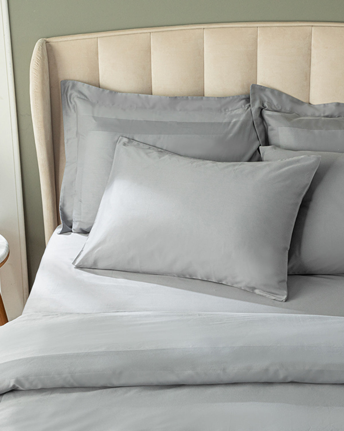 Vivian Framed Cotton Satin Double Size 4 Pillows Duvet Cover Set-Flat Sheet 200x220 cm Gray