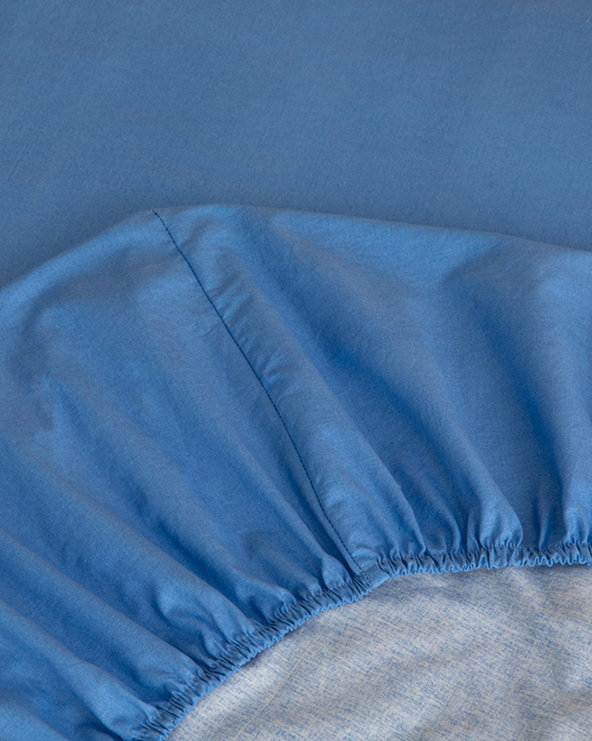 Plain Cotton Double Size Fitted Sheet 160x200 cm Blue (view 3)