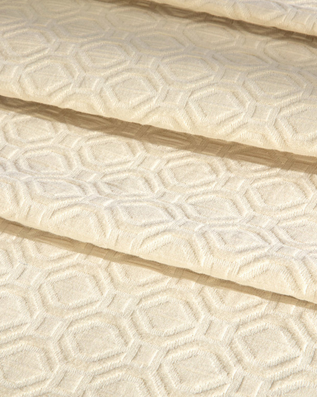 Delilah Embossed Jacquard Single Size Bed Spread Set 160x240 cm Cream (view 3)