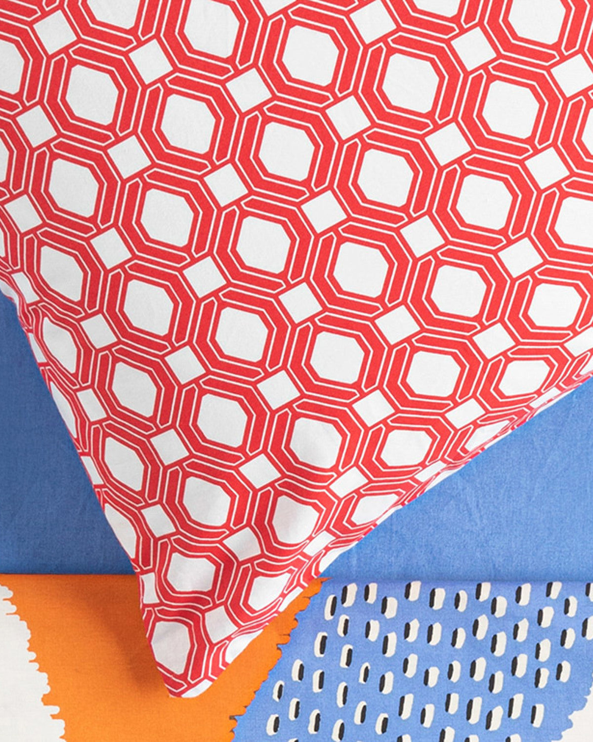 Delilah Cotton Single Pillow Case 50x70 cm Red (view 2)