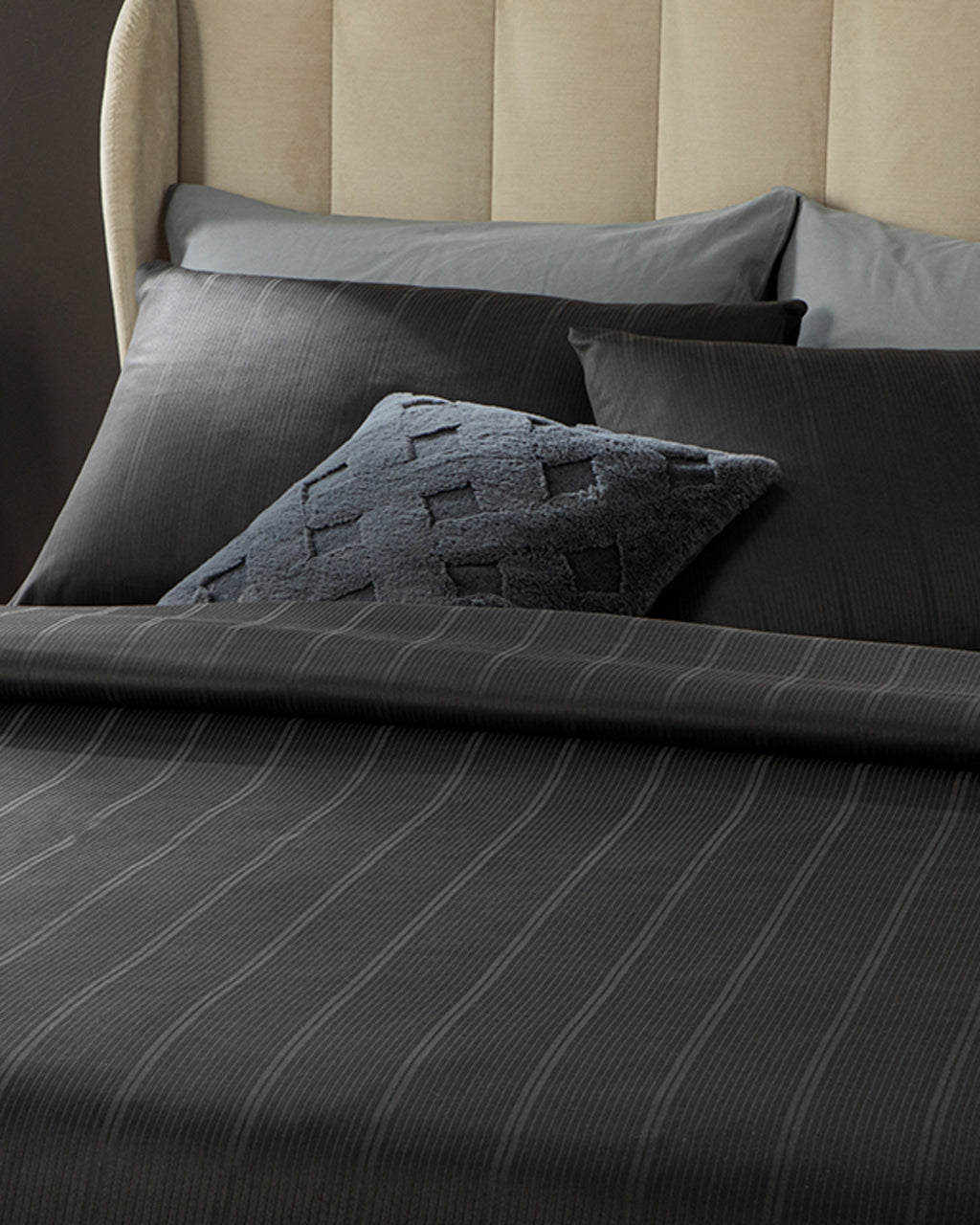 Listra Striped Cotton Satin Duvet Cover Set (view 13)
