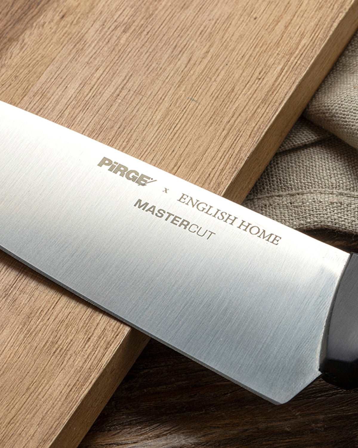 Pirge x English Home Master Cut Steel Chef Knife 19 cm Black (view 2)