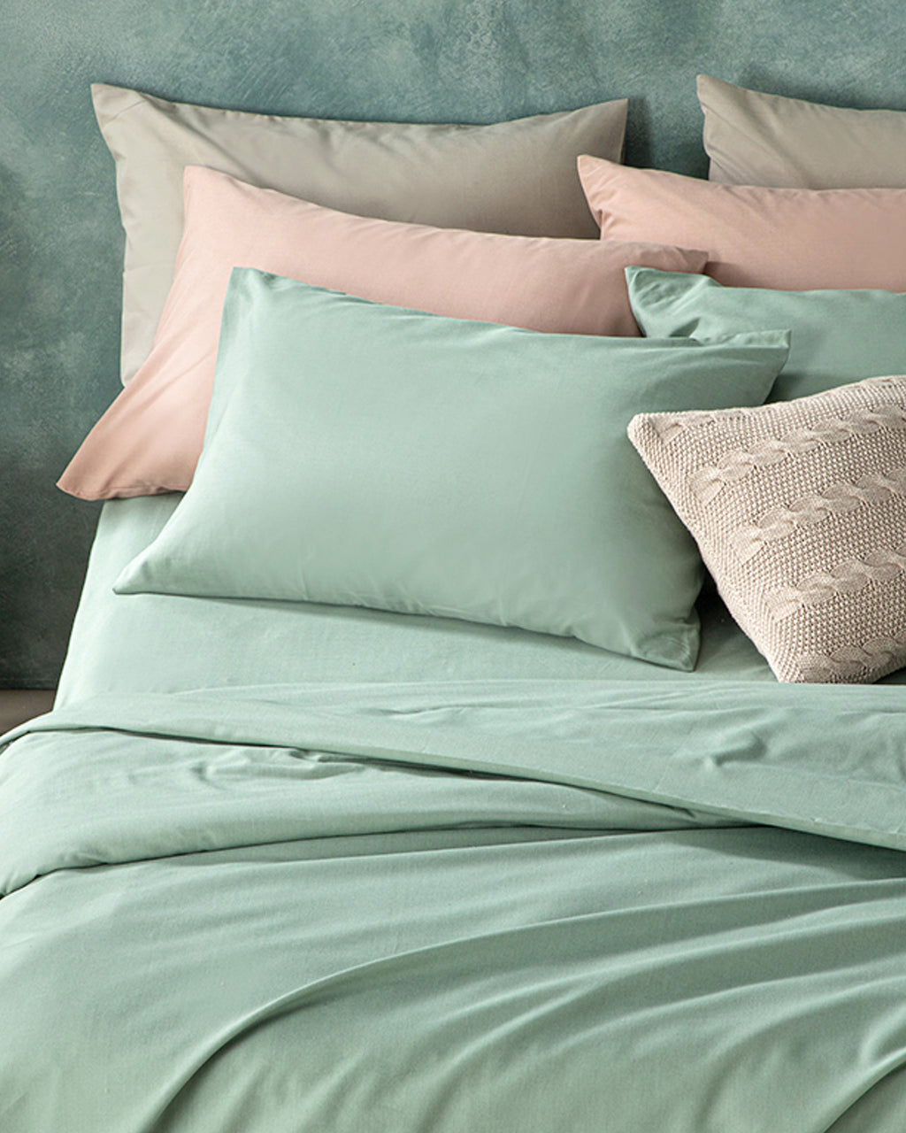 Novella Premium Soft Cotton Duvet Cover Set (view 12)