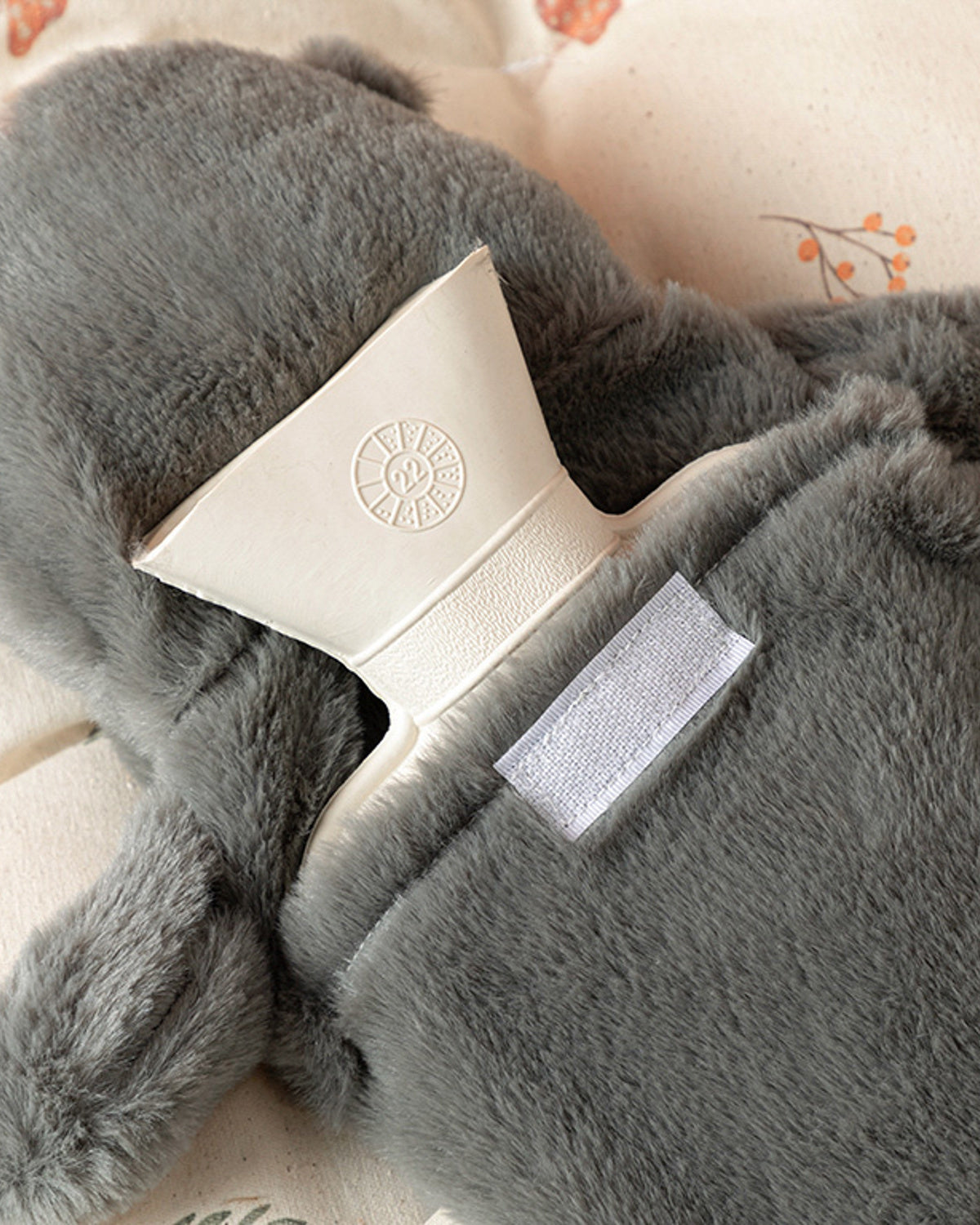 Hipopotam Plush Hot Water Bottle 750 ml Gray (view 2)