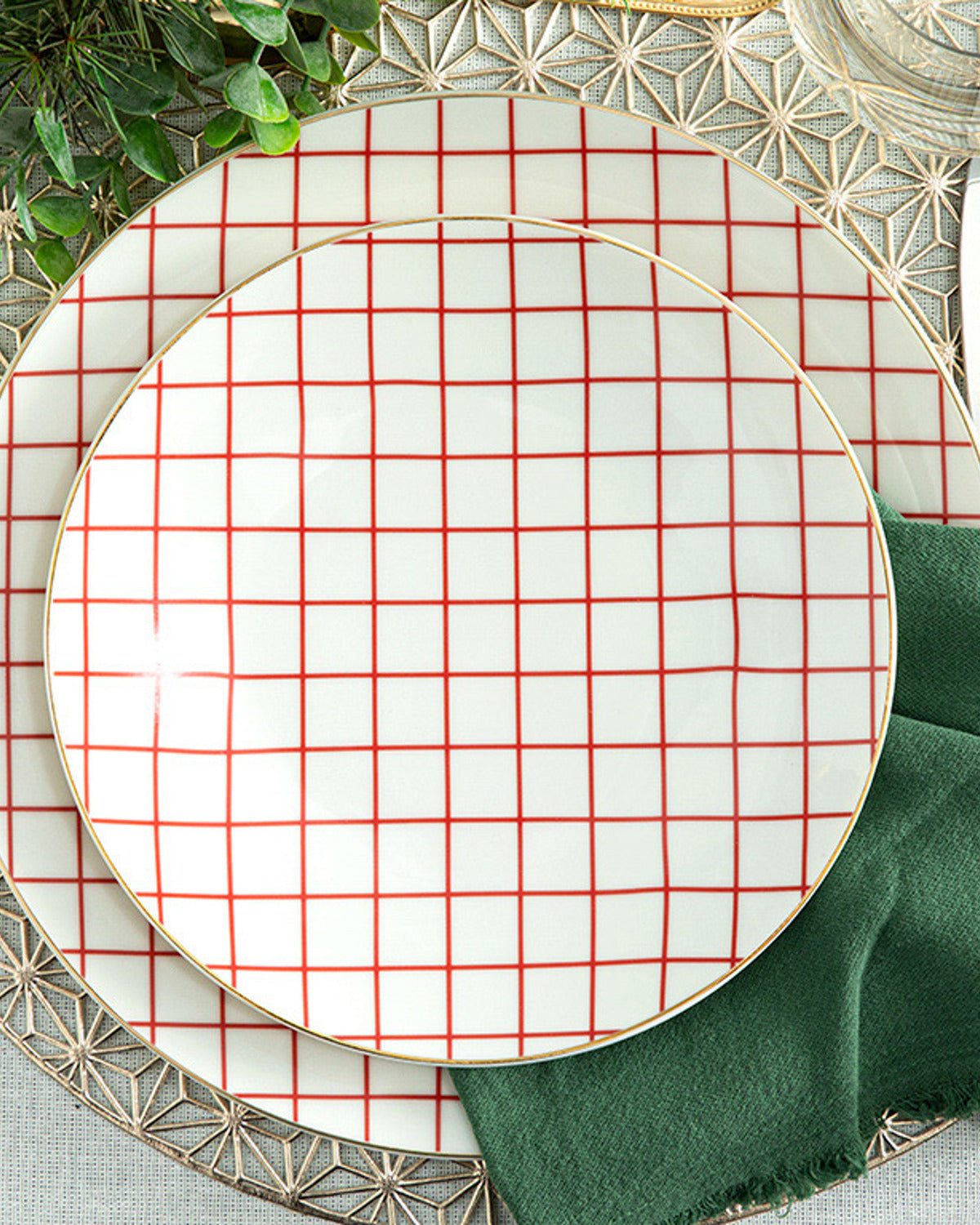 Modern Check Bone Porcelain Cake Plate 20 cm Red