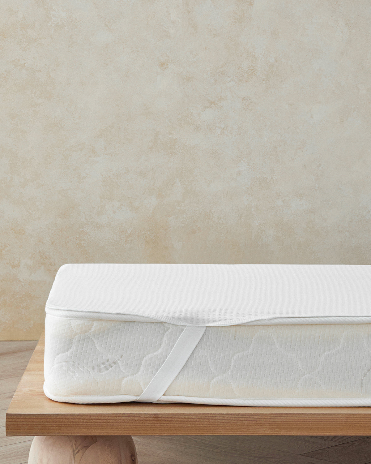 Deluxe 3D Waterproof Baby Mattress Protector 70x140 cm White