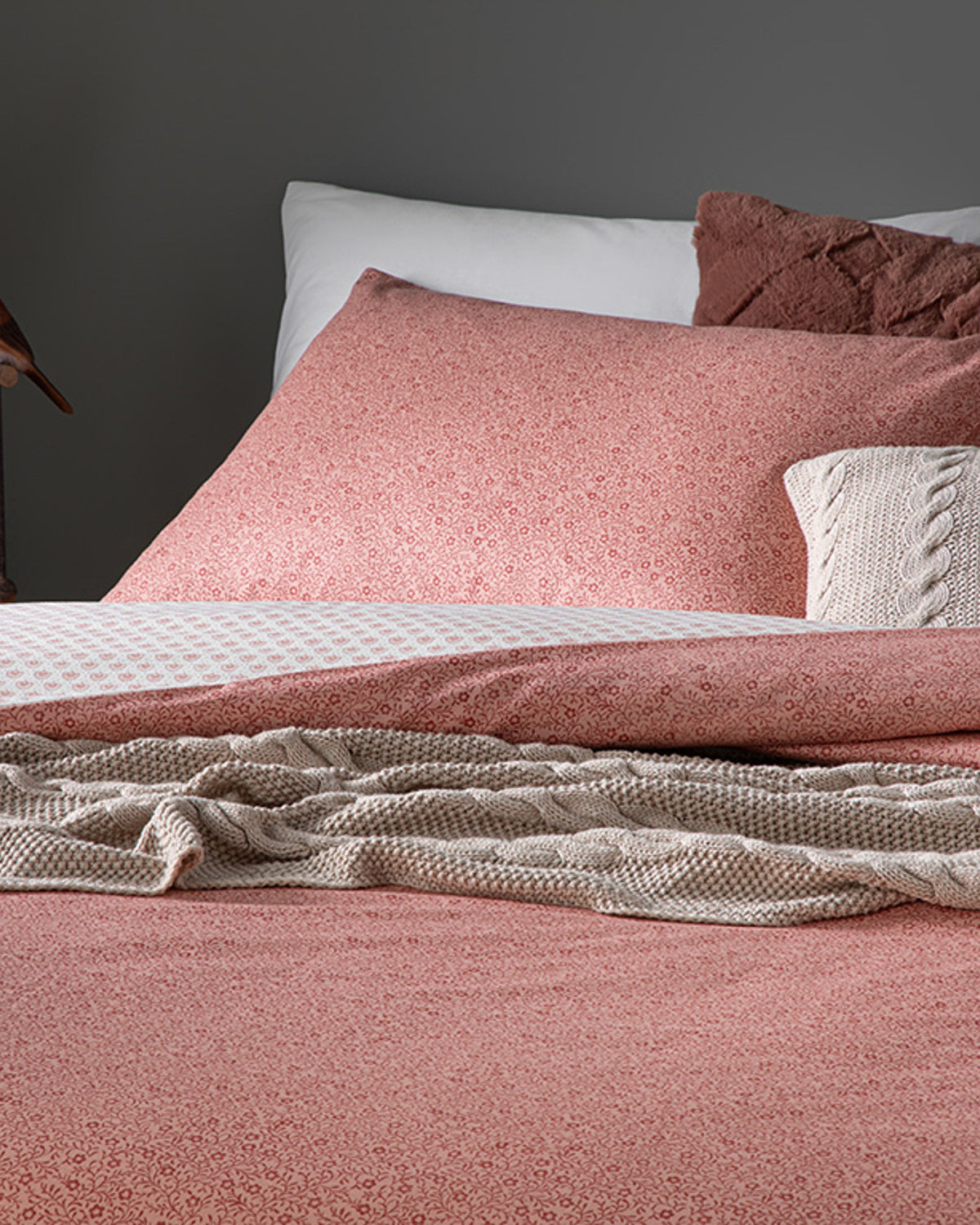 Daisy Bouquet Green Crêpe Double Size Duvet Cover Set-Flat Sheet 200x220 cm Pink (view 3)