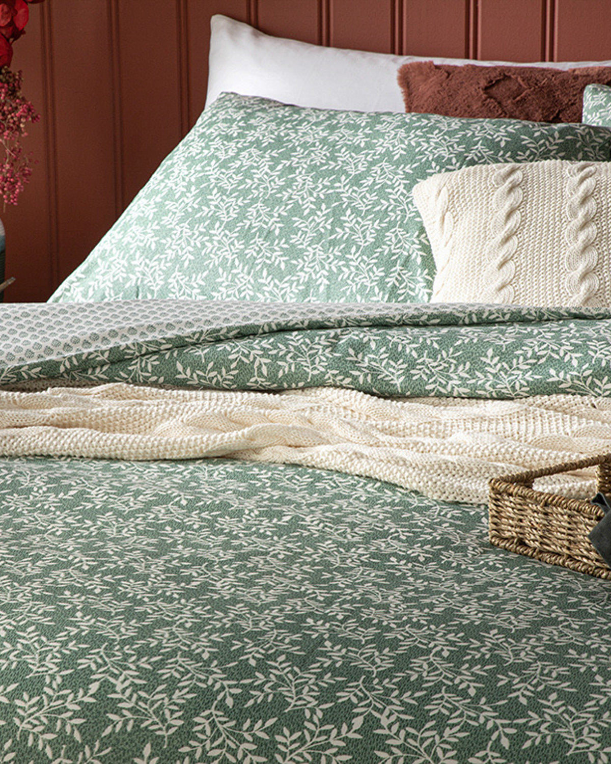 Olive Branch Crêpe Single Size Duvet Cover Set-Flat Sheet 160x220 cm Green (view 4)