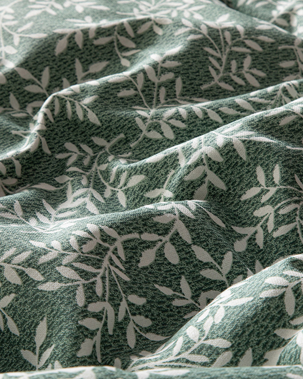 Olive Branch Crêpe Single Size Duvet Cover Set-Flat Sheet 160x220 cm Green (view 5)
