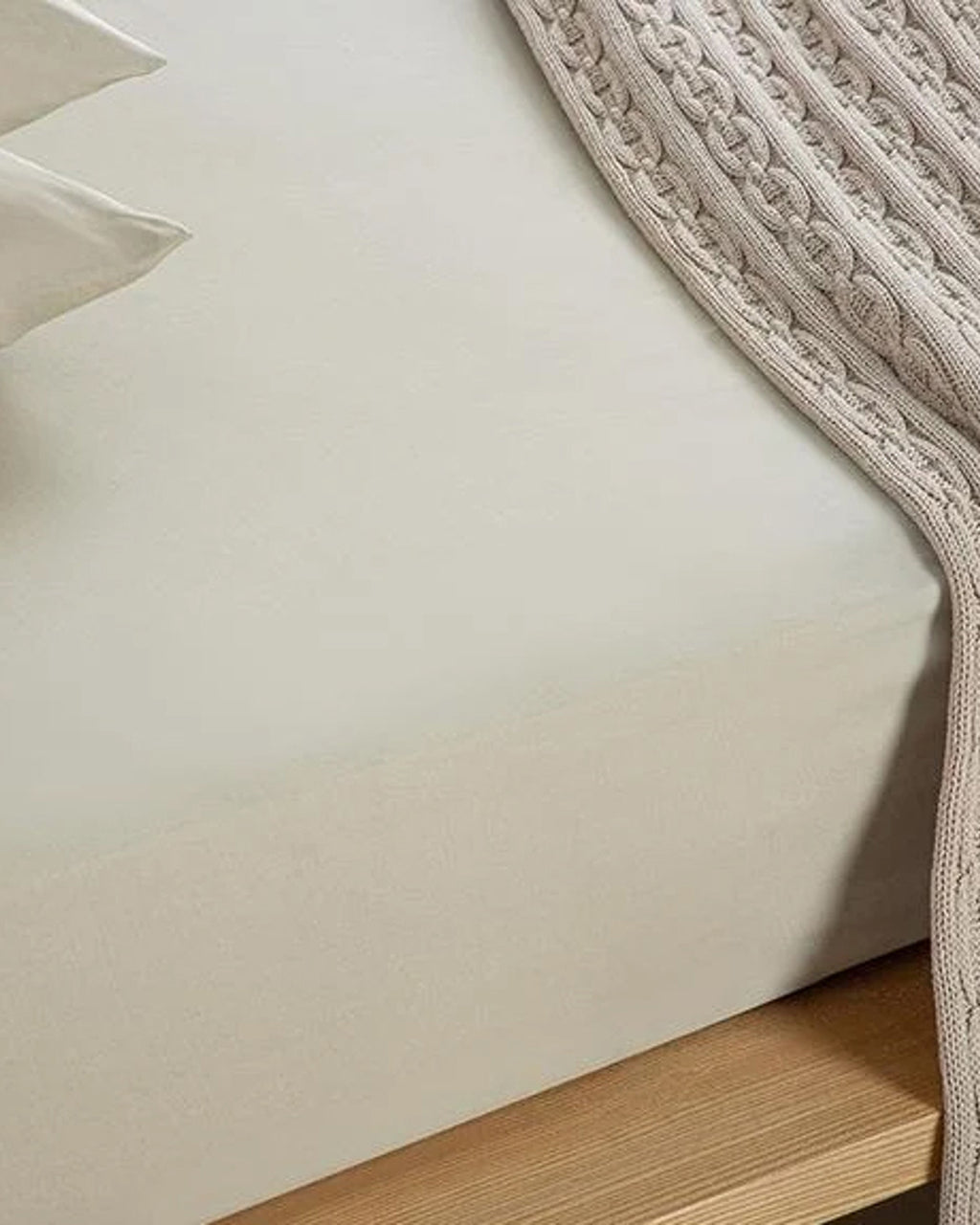 Novella Premium Soft Cotton Fitted Sheet Set (view 18)