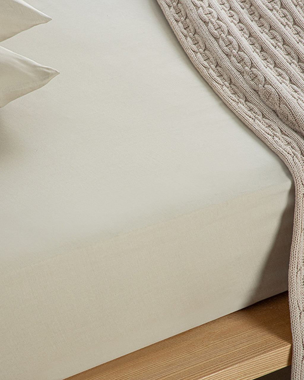 Novella Premium Soft Cotton Fitted Sheet Set (view 21)