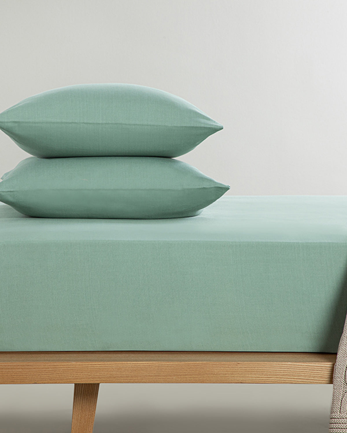 Novella Premium Soft Cotton Fitted Sheet Set (view 23)