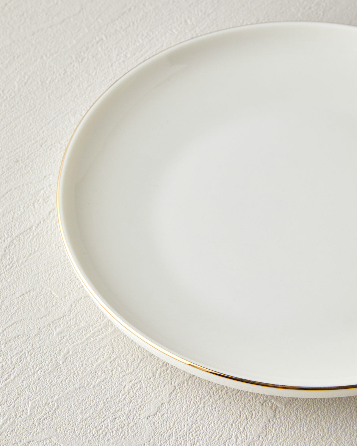 Torino Porcelain Table Set (view 14)